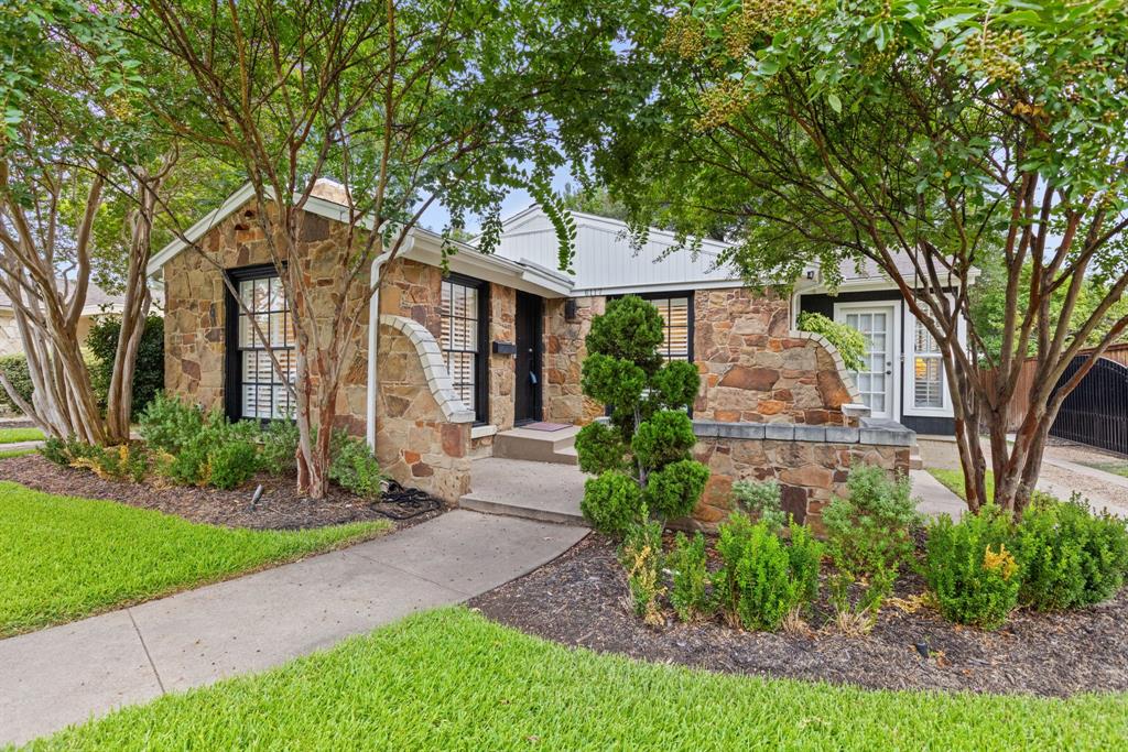 Wilshire Heights - Residential