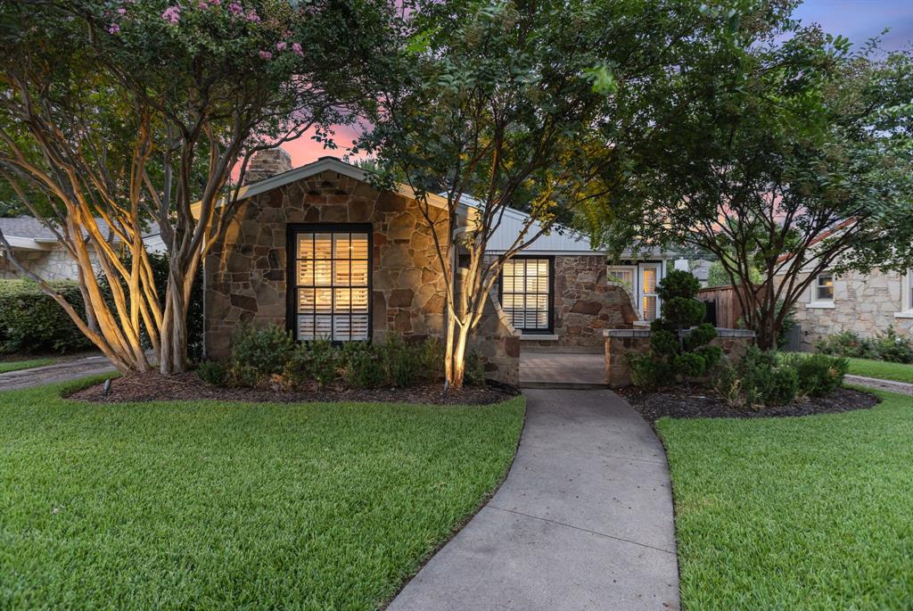 Wilshire Heights - Residential