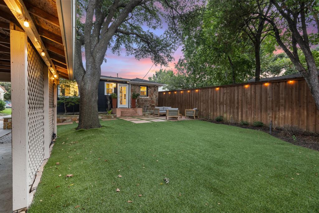 Wilshire Heights - Residential