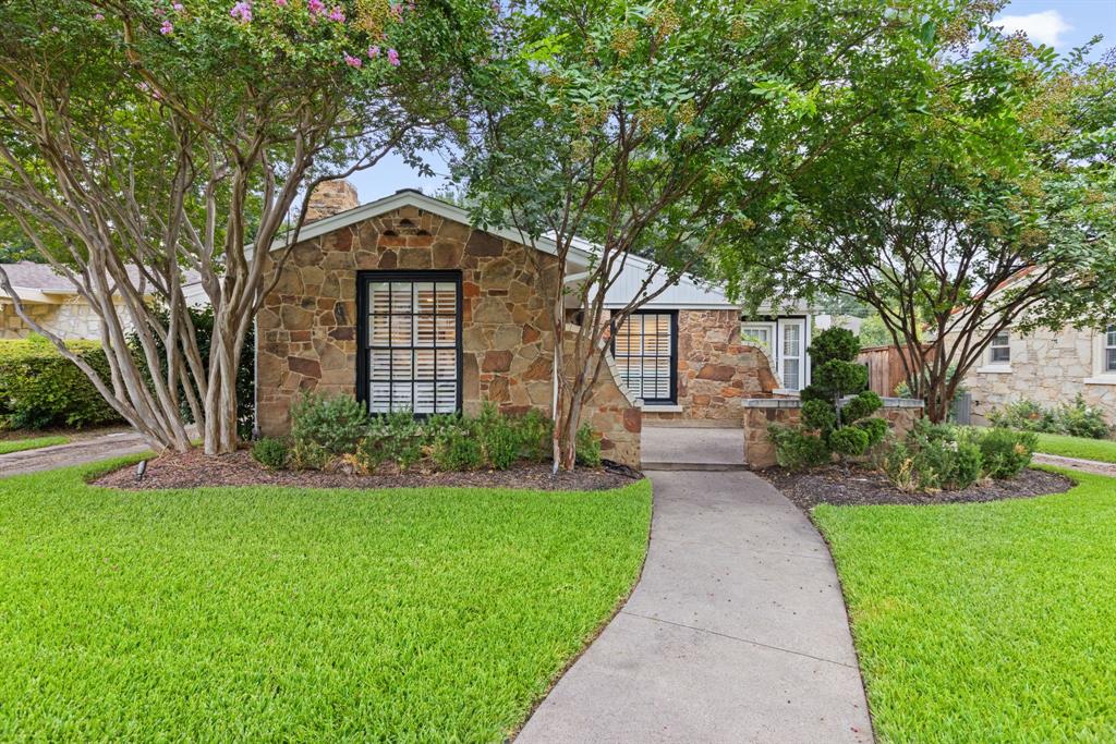 Wilshire Heights - Residential