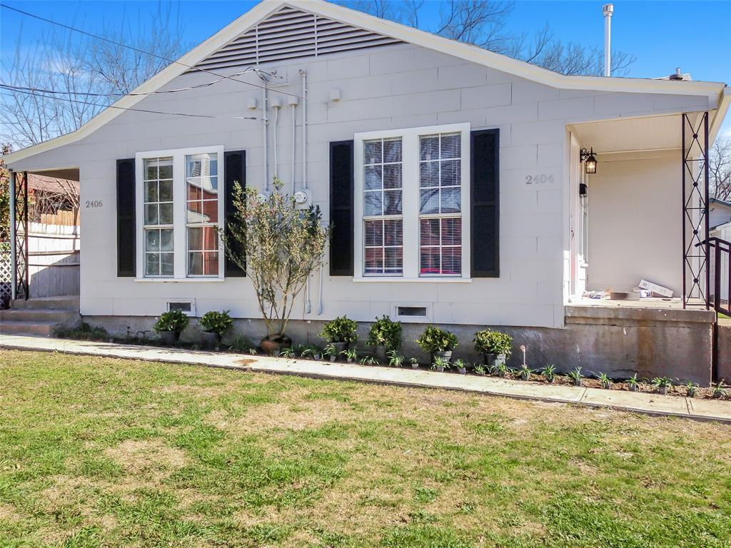 Charming income-producing duplex in a prime Dallas location near Dallas Love Field and the Dallas Medical District. This versatile property features two spacious 2-bedroom, 1-bath units, making it ideal for owner-occupants, investors, or house hackers seeking strong rental potential. Each unit offers functional layouts, updated appliances, beautiful hardwood floors, and separate entrances for added privacy. Central air was installed in all units in 2025, adding modern comfort and efficiency. One unit is currently vacant and the other is tenant occupied. Both floorplans are the exact same.

Positioned in a high-demand rental corridor with convenient access to downtown Dallas, major hospitals, airports, dining, and entertainment, this property presents excellent upside for long-term rentals, mid-term furnished housing, or future value-add improvements. Market rents in the area are approximately $1,700 per side, offering attractive income potential for investors. The property appraised for 370k in 2024. Whether you're expanding your portfolio or looking to live in one unit while generating income from the other, this is a rare opportunity in a rapidly growing area.