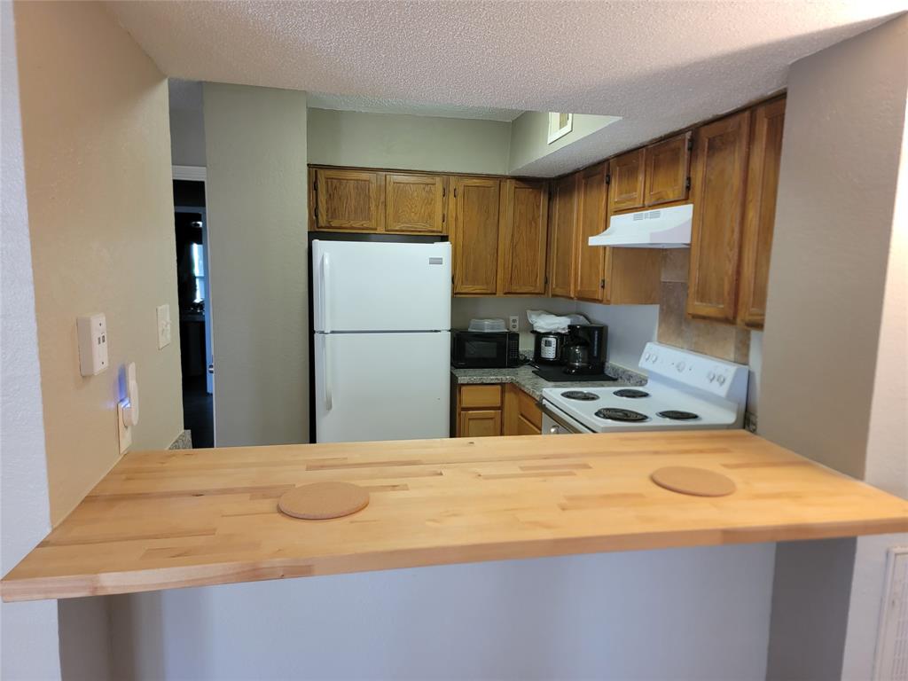 Richland Trace Condos - Residential