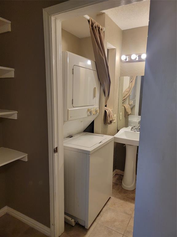 Richland Trace Condos - Residential