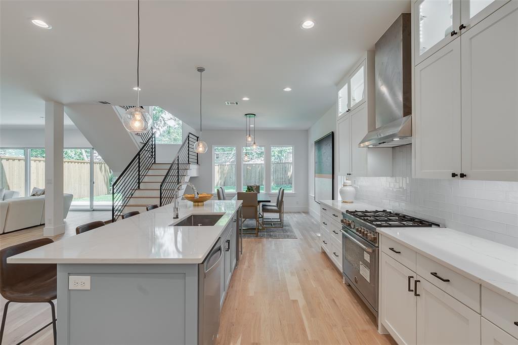 Lakewood Heights Add - Residential Lease