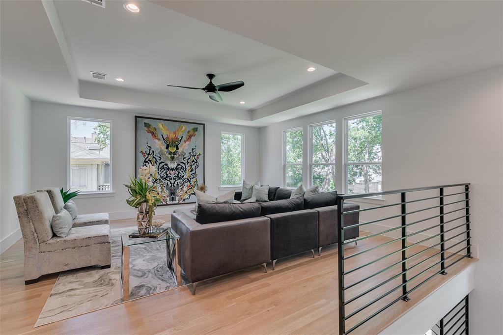 Lakewood Heights Add - Residential Lease