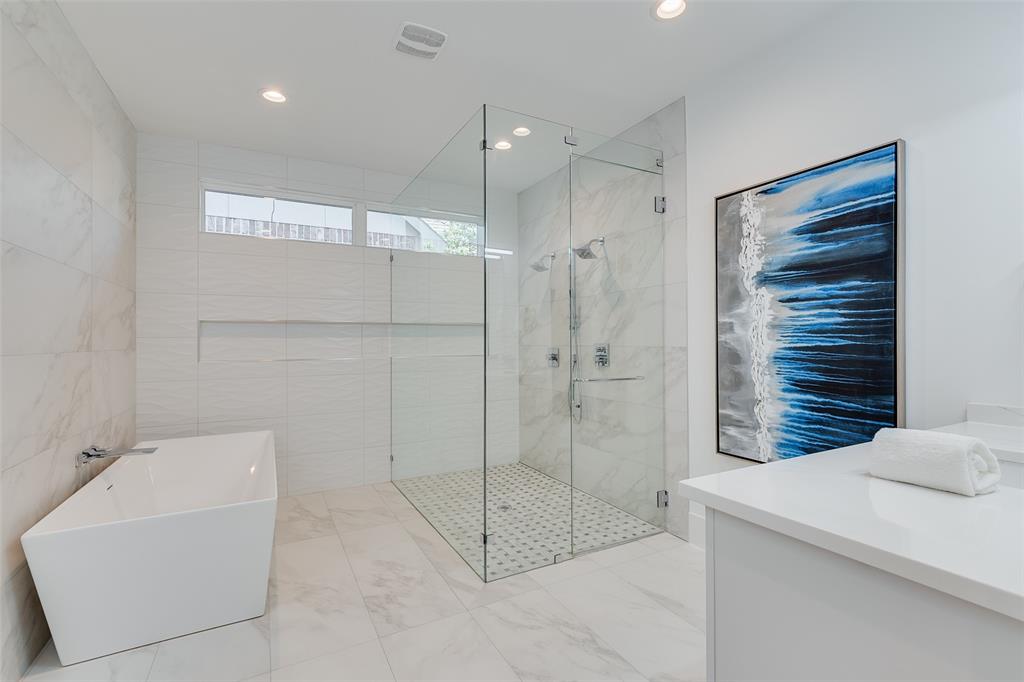 Lakewood Heights Add - Residential Lease
