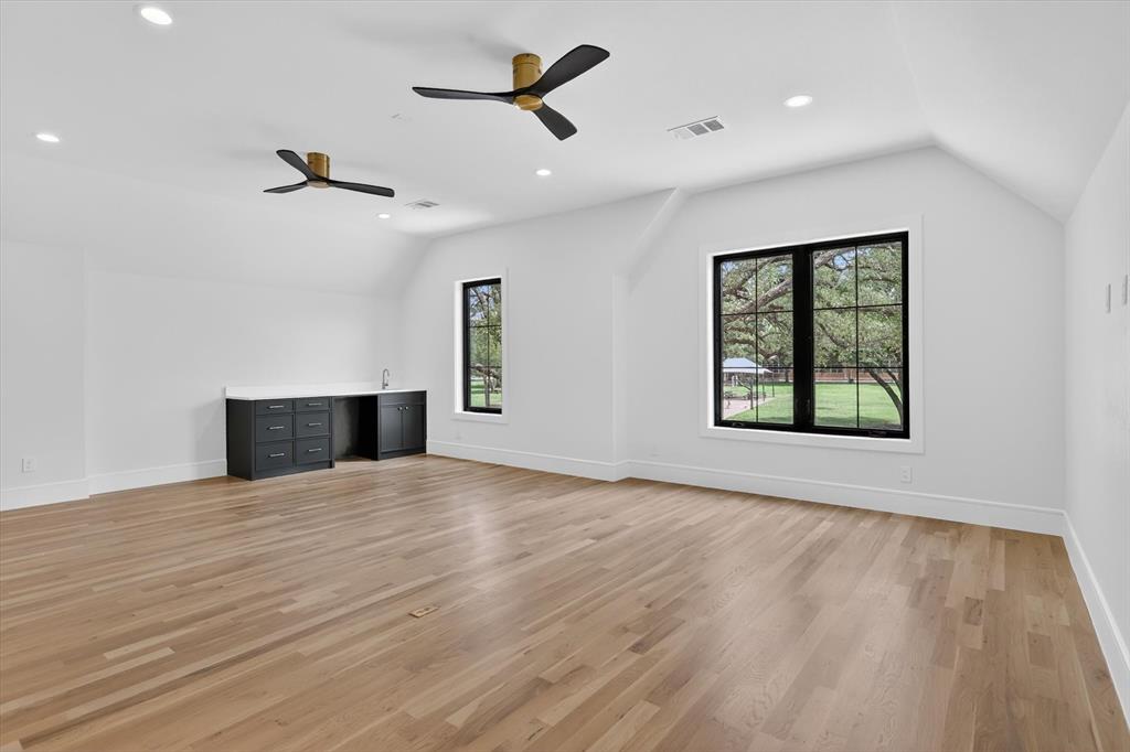 Lake Ridge Estates - Residential