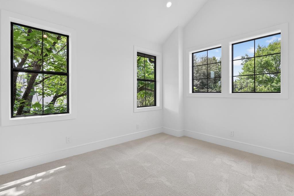 Lake Ridge Estates - Residential