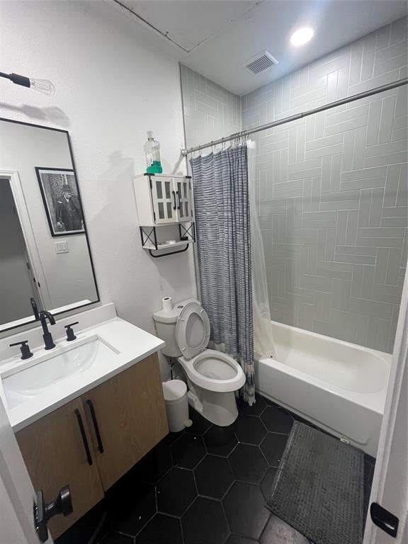 Arbor Court Condos - Residential