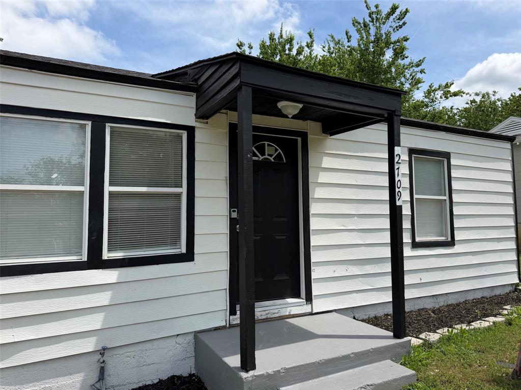 Flexible purchase options available! Only $10,000 down! Owner—Owner! This updated 3-bedroom, 1.5-bath home is priced to sell and offers an affordable path to homeownership. Contact the listing agent for additional purchase options and program details.