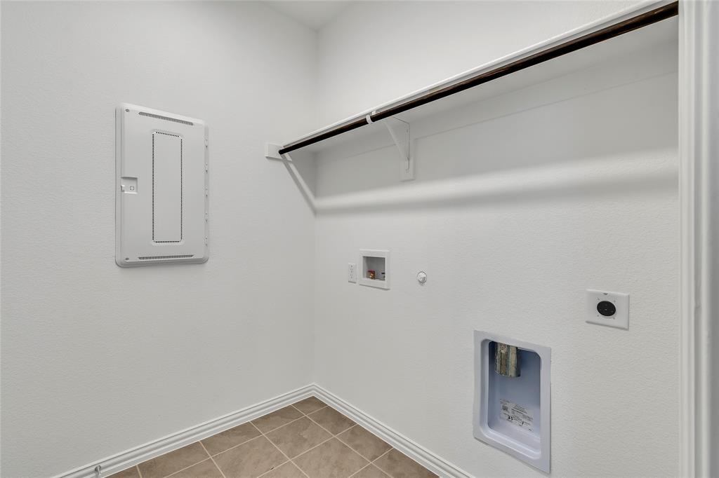 Monticello Park Phase 3 & 4 - Residential Lease