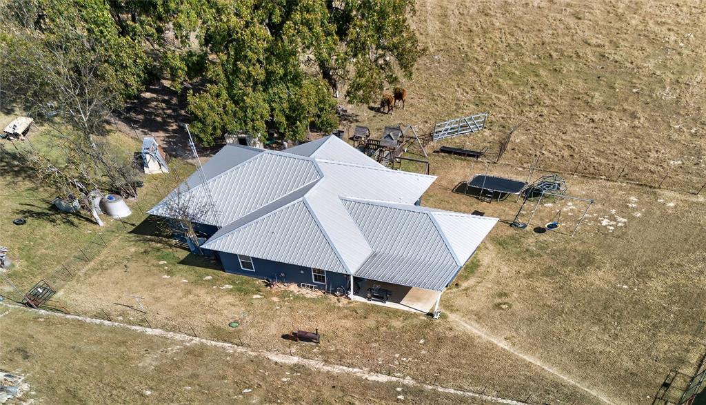 ACRES: 16.000 ABST: 227 SUR: JOSIAH EVANS - Residential