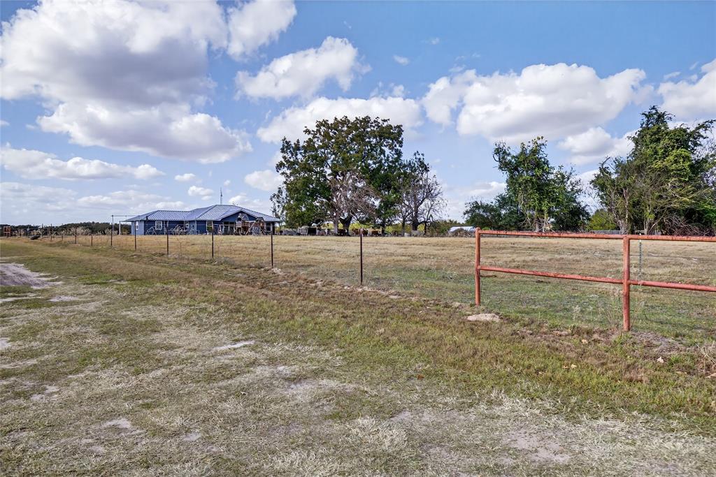 ACRES: 16.000 ABST: 227 SUR: JOSIAH EVANS - Residential