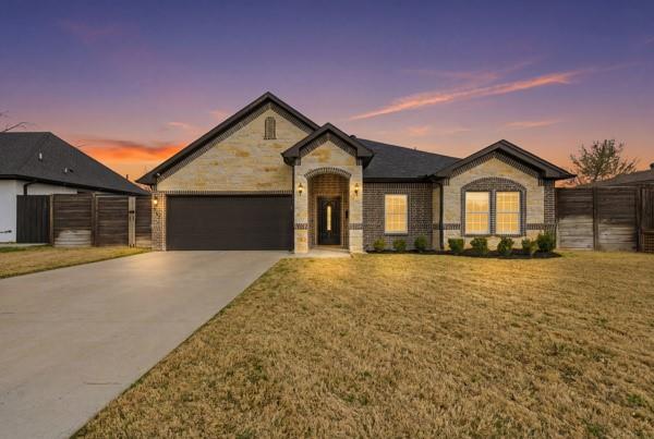 Built in 2021, this pristine single-story home perfectly balances contemporary luxury with classic traditional charm. Featuring an open, airy floor plan flooded with natural light, the spacious living area seamlessly flows into a chef’s kitchen complete with quartz countertops, an oversized island, and a built-in wine rack. Thoughtfully elevated with designer lighting and custom window shades throughout, this home offers like-new construction appeal and is entirely move-in ready. Situated just minutes from Dallas Love Field Airport, this property is an absolute dream for business travelers and frequent flyers looking to cut down on commute times. Enjoy effortless access to I-35, LBJ Freeway, DFW Airport, and Downtown Dallas—putting the best of the Metroplex right at your doorstep.