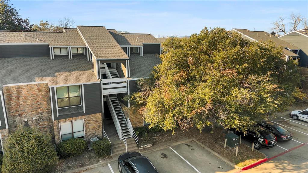 Preston Racquet Club Condo - Residential
