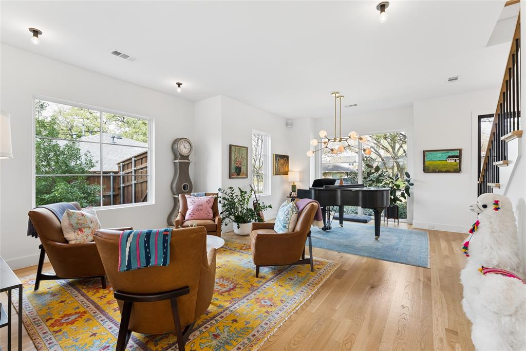 Royal Oaks Park - Residential