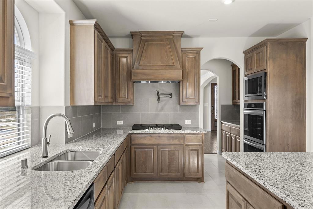 Broadmoor Estates - Residential