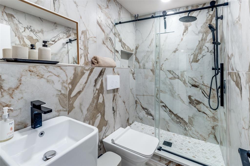 Park Central Condo - Residential