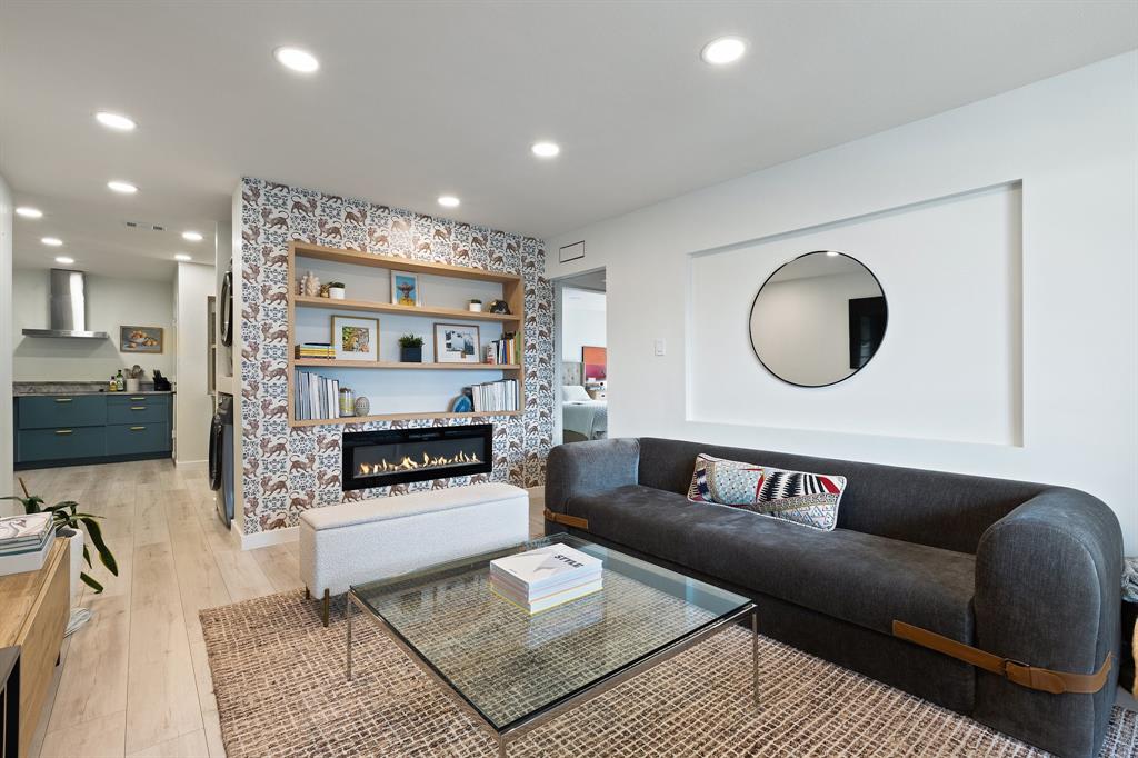 Park Central Condo - Residential