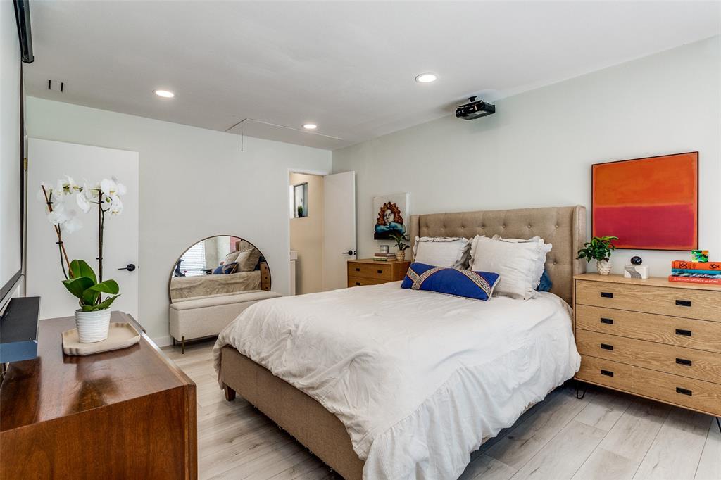 Park Central Condo - Residential