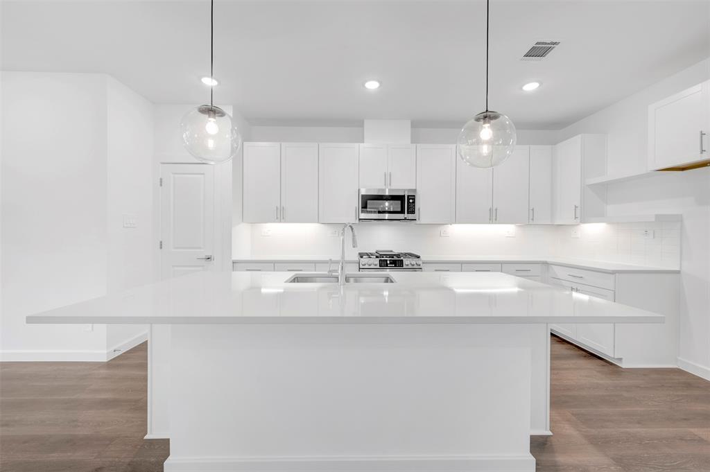 Reunion - Residential