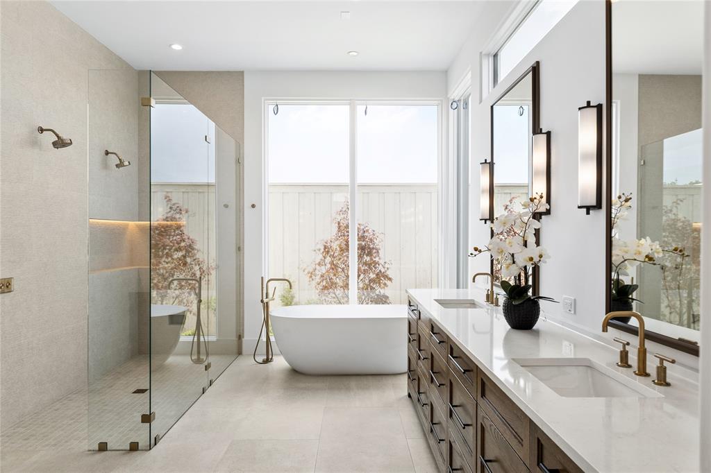 Avadene at Las Colinas - Residential