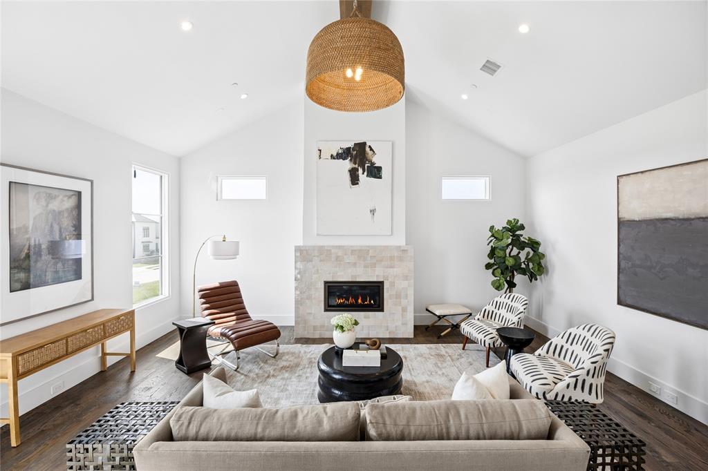Avadene at Las Colinas - Residential