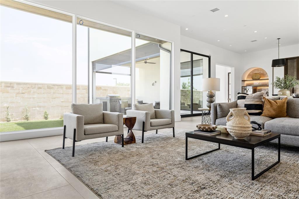 Avadene at Las Colinas - Residential
