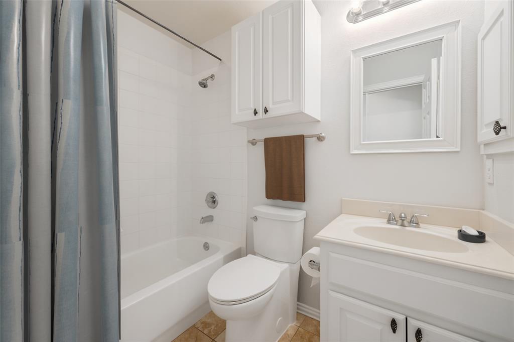 Fieldstone Place - Residential