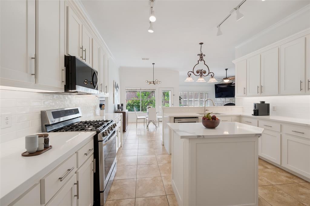 Fieldstone Place - Residential
