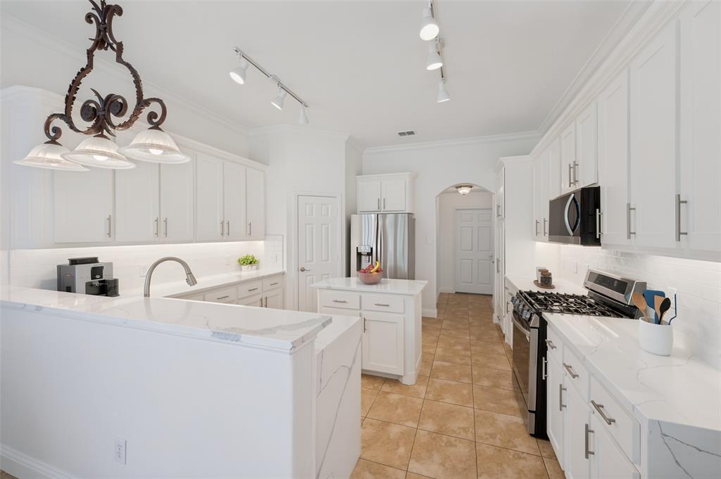 Fieldstone Place - Residential