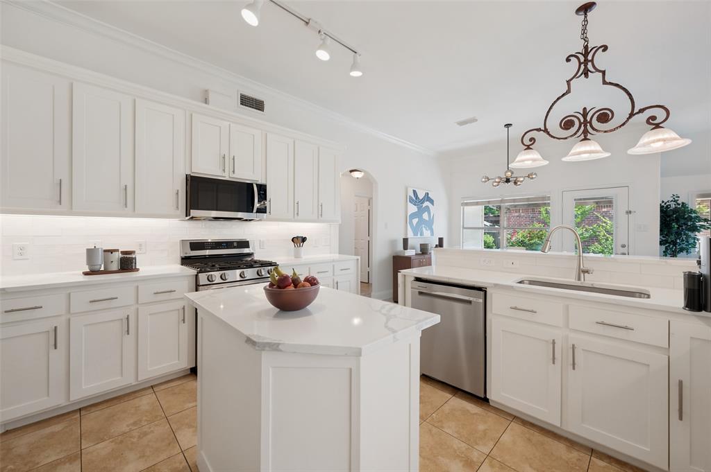 Fieldstone Place - Residential