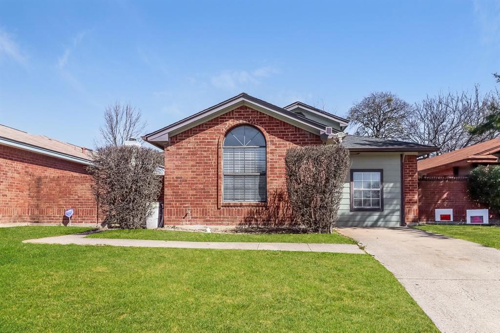 This 3 bedroom 2 bath home has split bedroom lay out with the primary located in the back of the house and the 2 secondary bedrooms located at the front of the floor plan. One of the secondary bedrooms is a converted garage, it can be used as 3rd bedroom or flexible living space. The primary suite just off the kitchen offers its own ensuite bathroom. Hard surface flooring throughout!