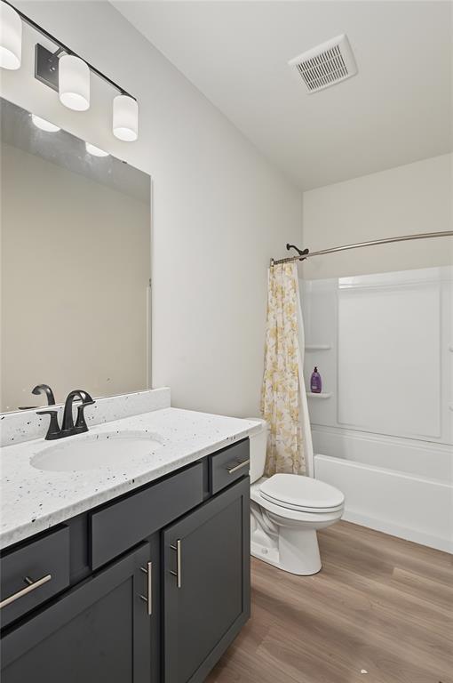 Cove at Villaggio - Residential