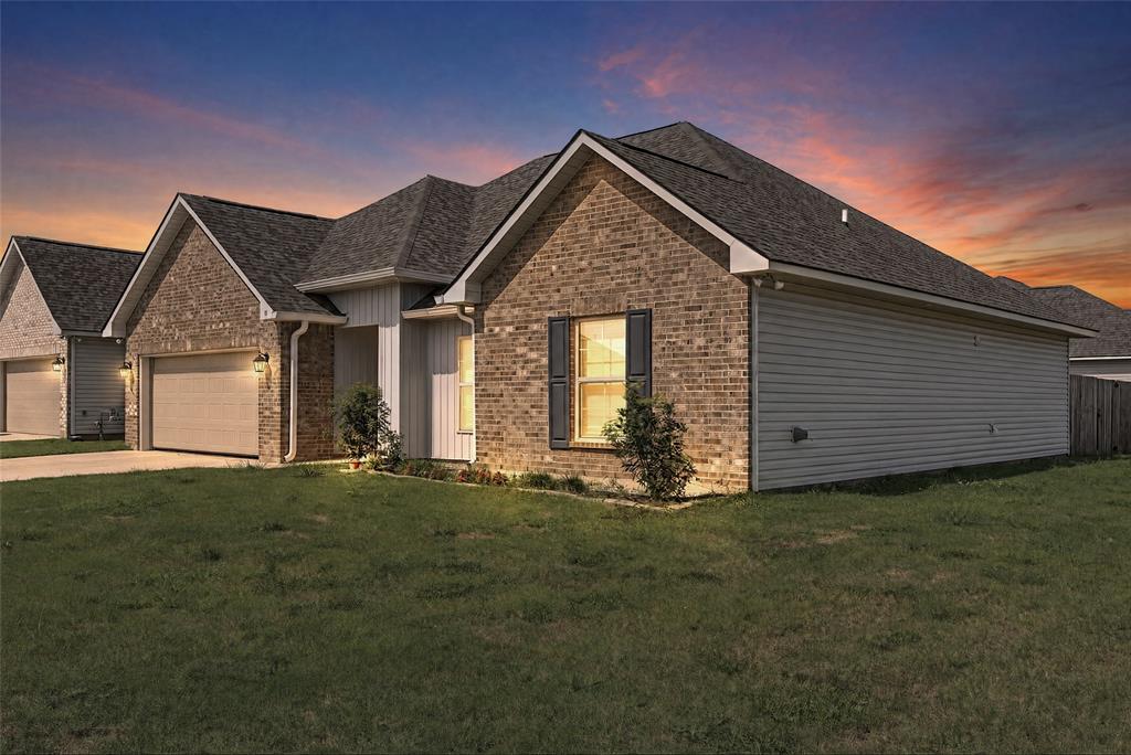 Cove at Villaggio - Residential