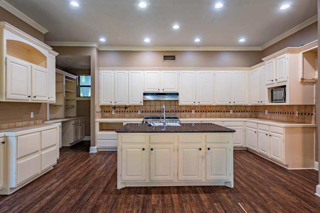 Estates of Double Oak - Residential
