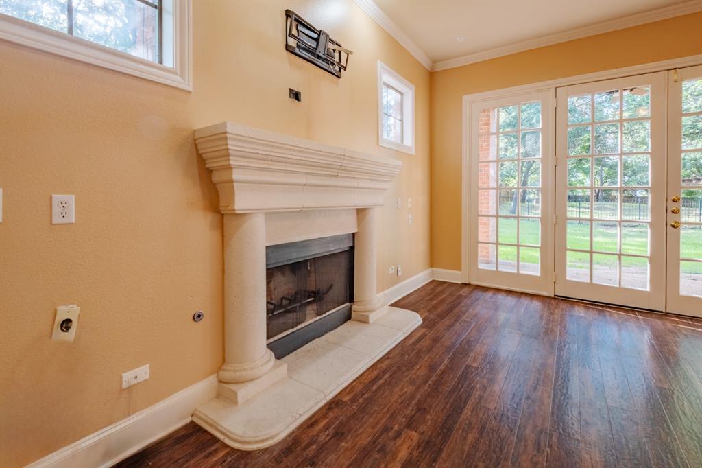 Estates of Double Oak - Residential