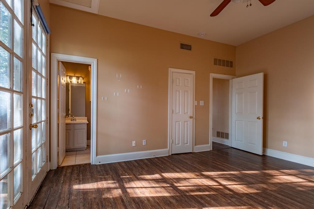 Estates of Double Oak - Residential