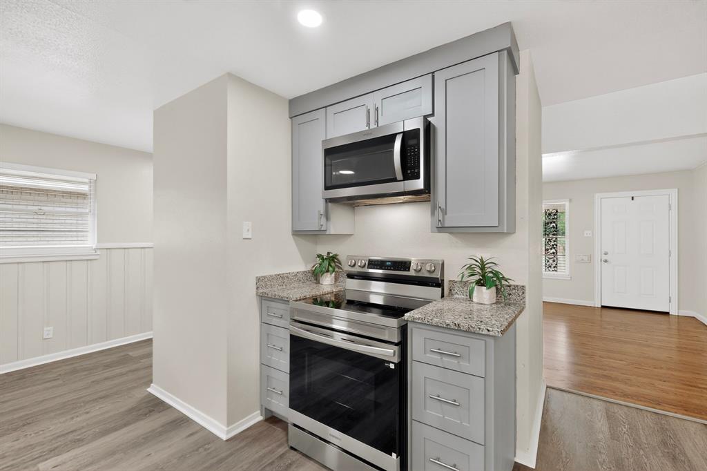 Glen Oaks - Residential