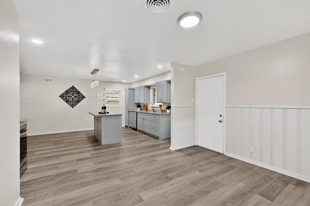 Glen Oaks - Residential