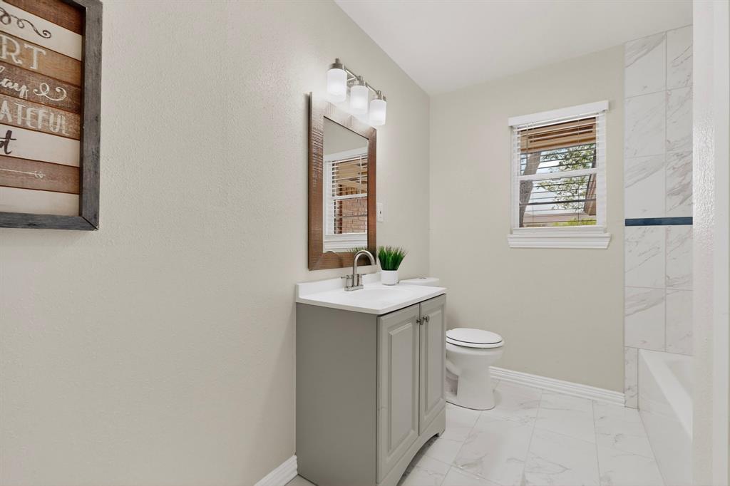 Glen Oaks - Residential