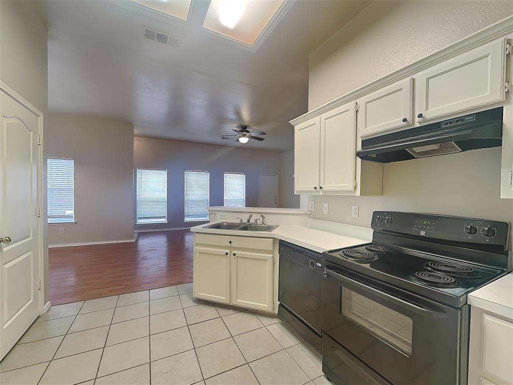 Golden Gte Park 1 - Residential Lease