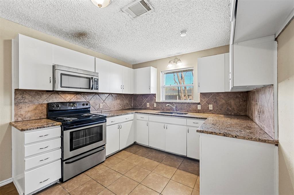 Cedar Heights Acreage - Residential Lease