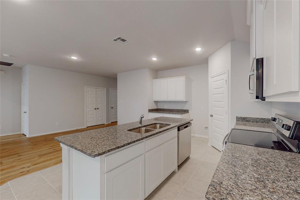 PARK PLACE AT ANNA - Residential Lease