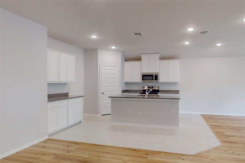 PARK PLACE AT ANNA - Residential Lease