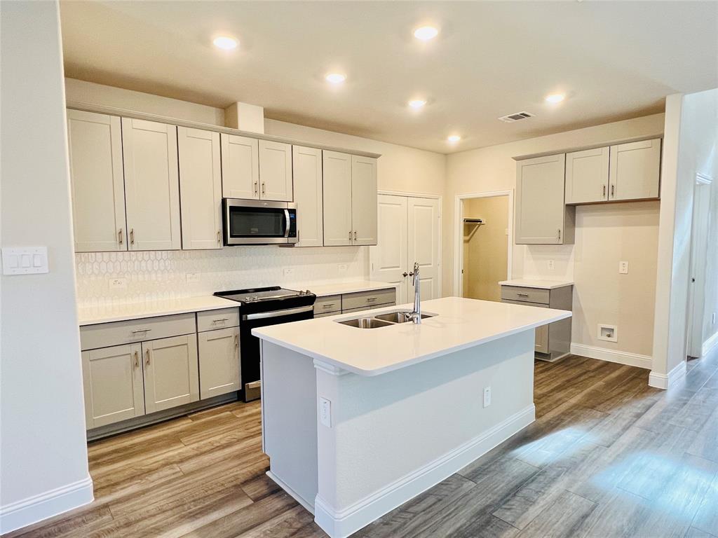 Bryant Farms - Residential Lease