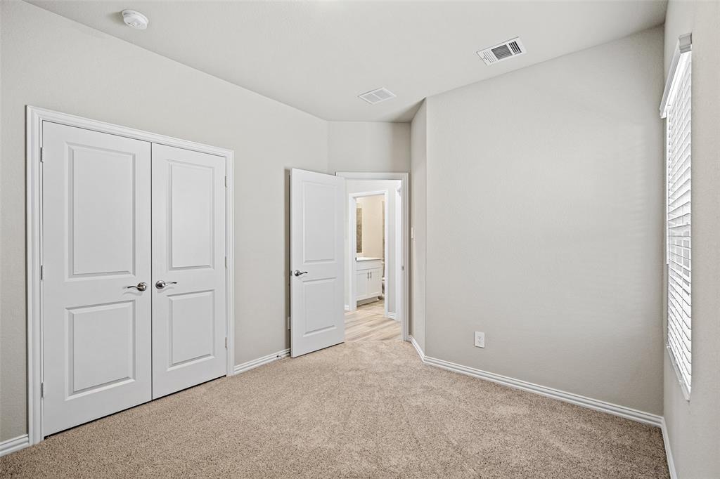 Bryant Farms Ph 1 - Residential Lease
