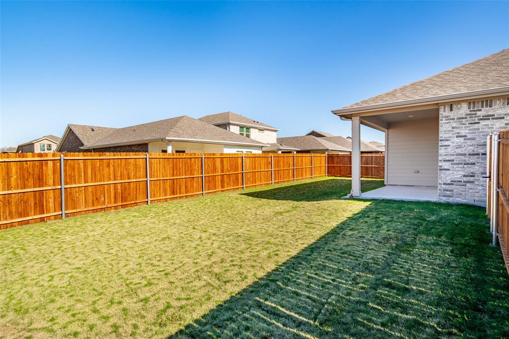 Bryant Farms Ph 1 - Residential Lease