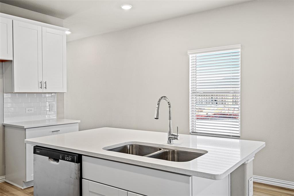 Bryant Farms Ph 1 - Residential Lease