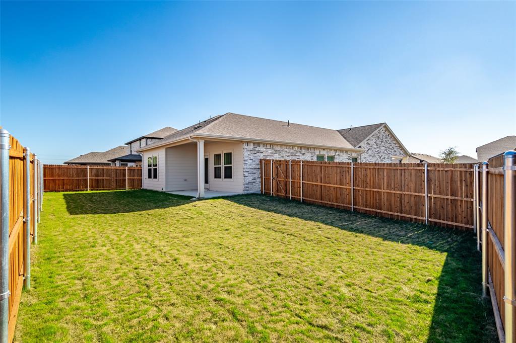 Bryant Farms Ph 1 - Residential Lease